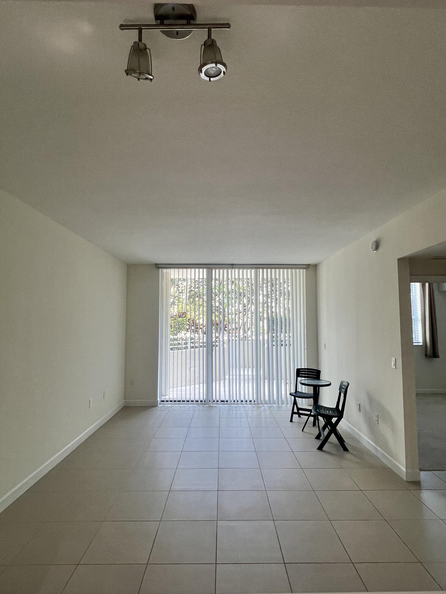 480 Hibiscus Street 614