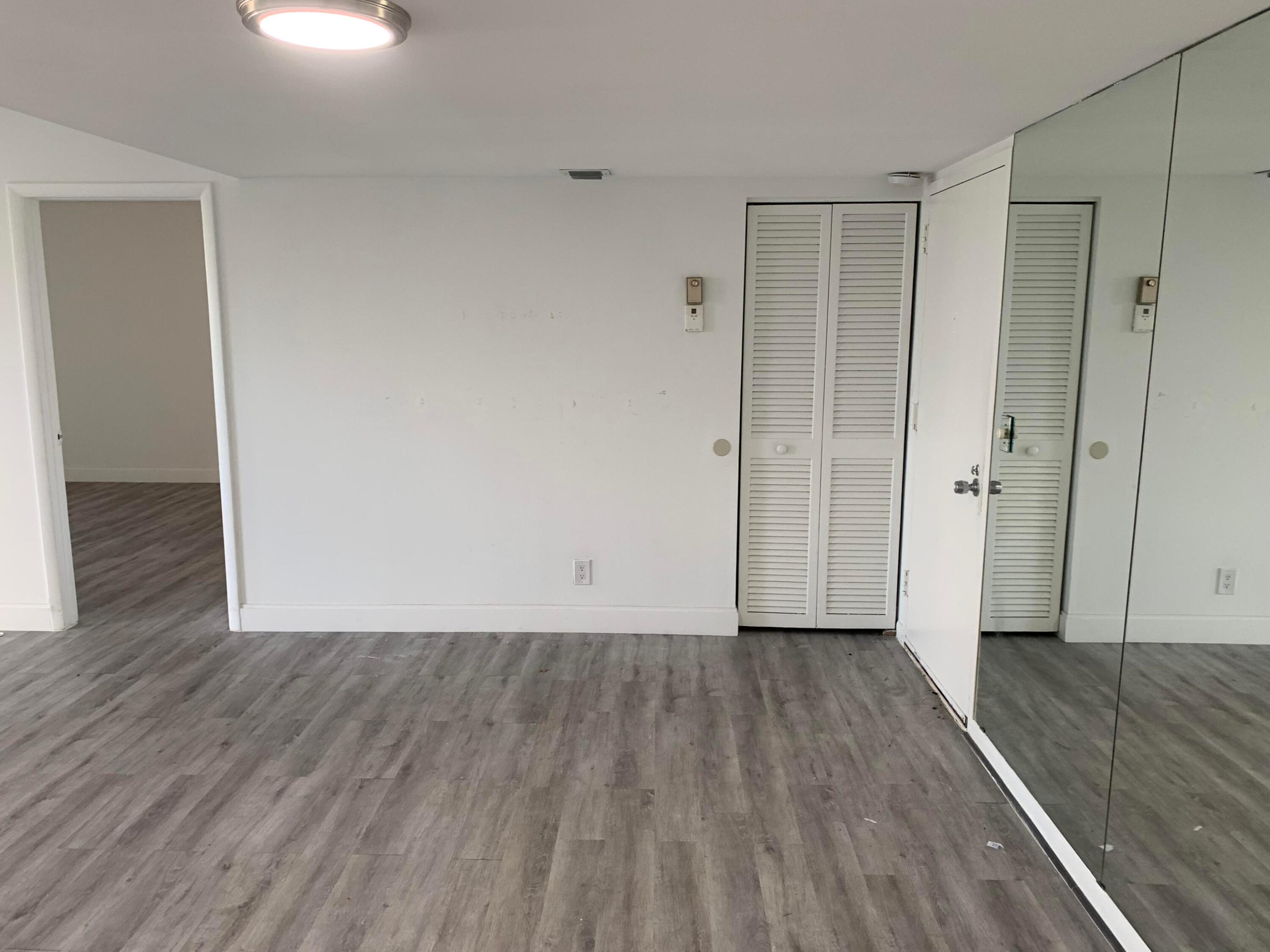 2425 Presidential Way 202