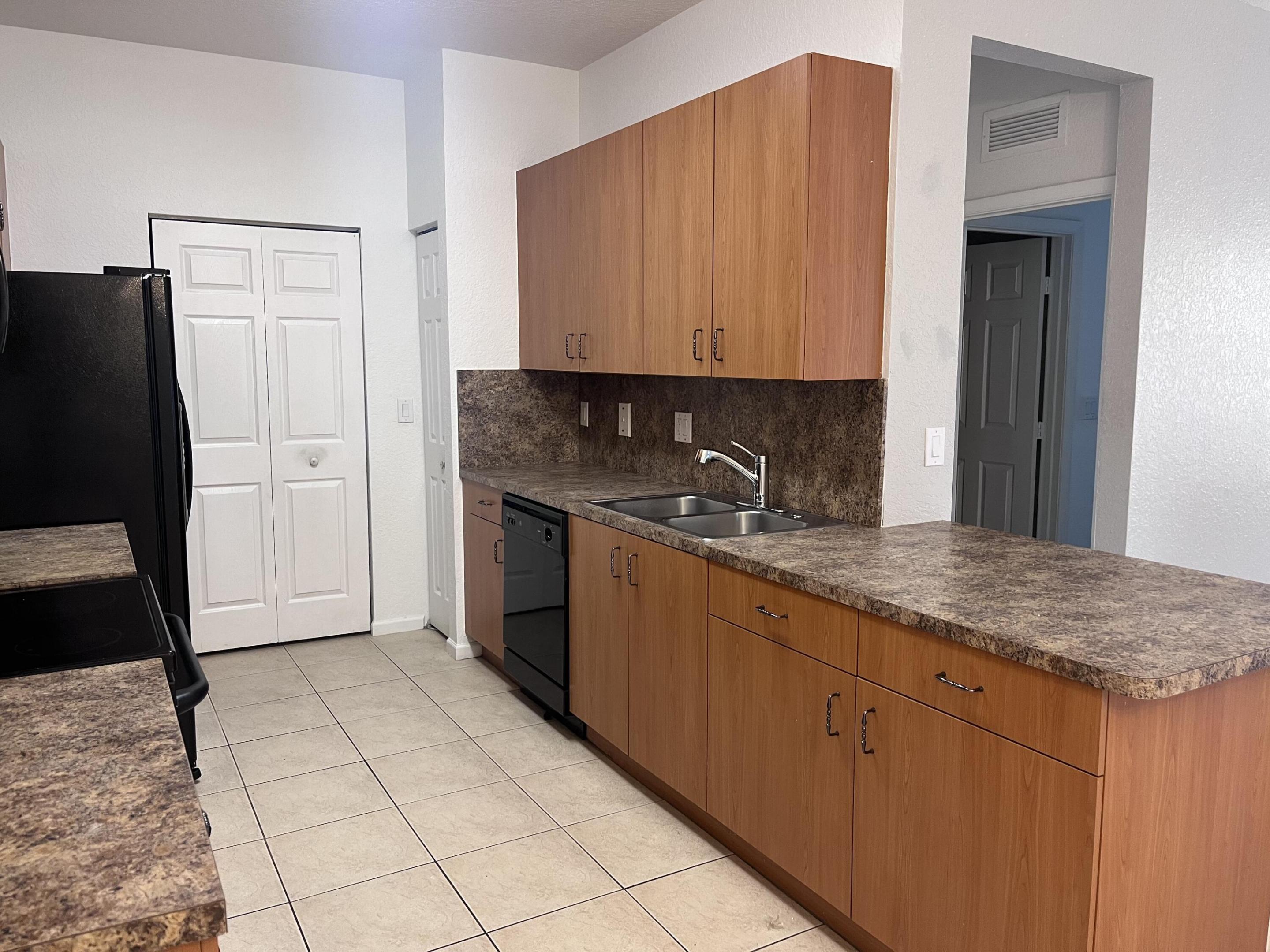 3553 Forest Hill Boulevard 42
