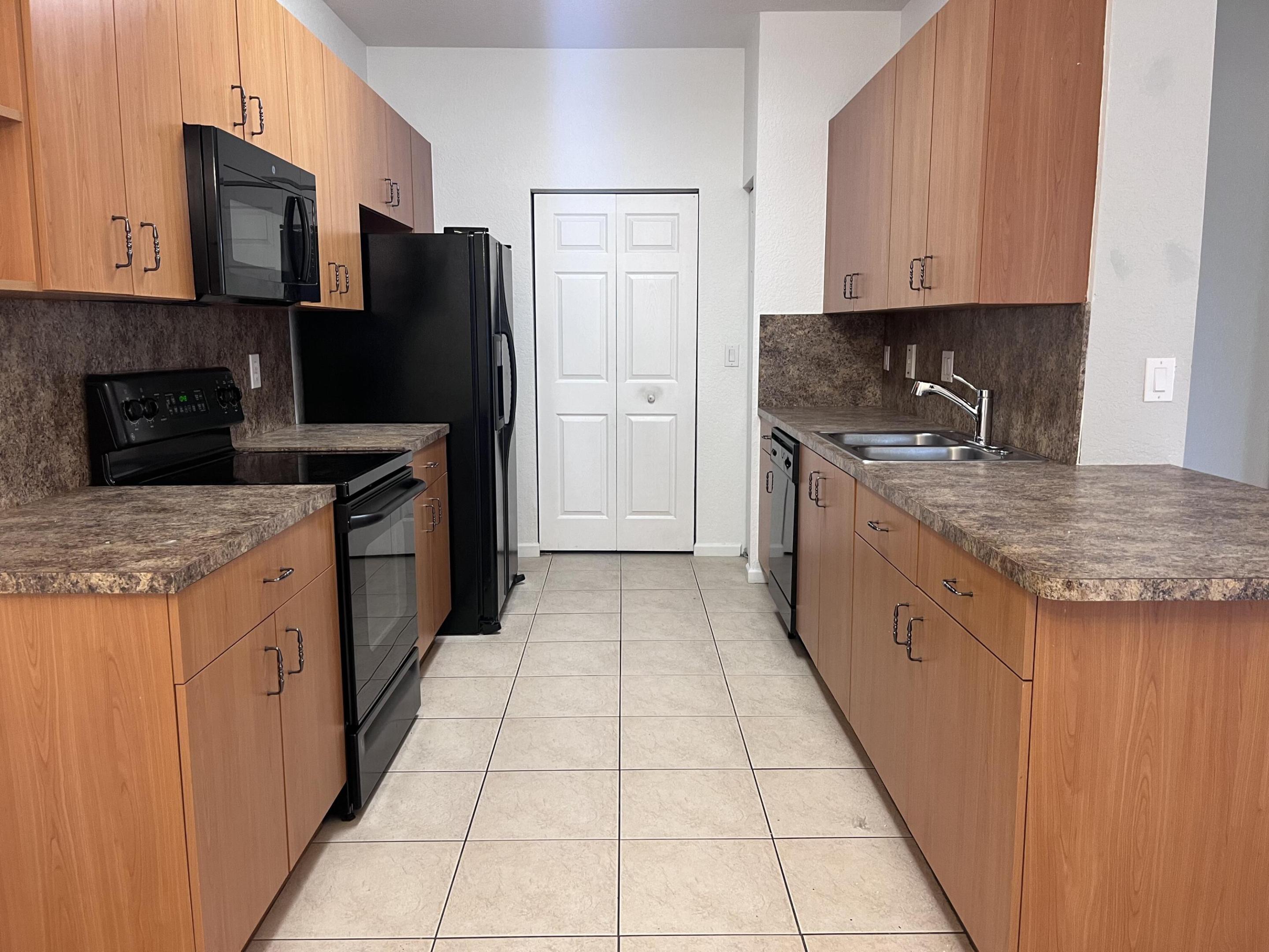 3553 Forest Hill Boulevard 42