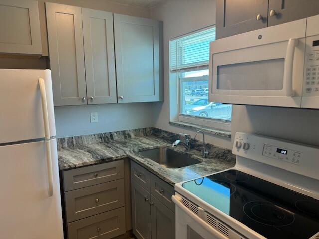 1117 Lake Terrace 101
