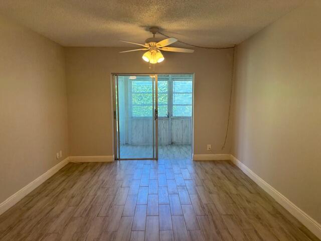 1117 Lake Terrace 101