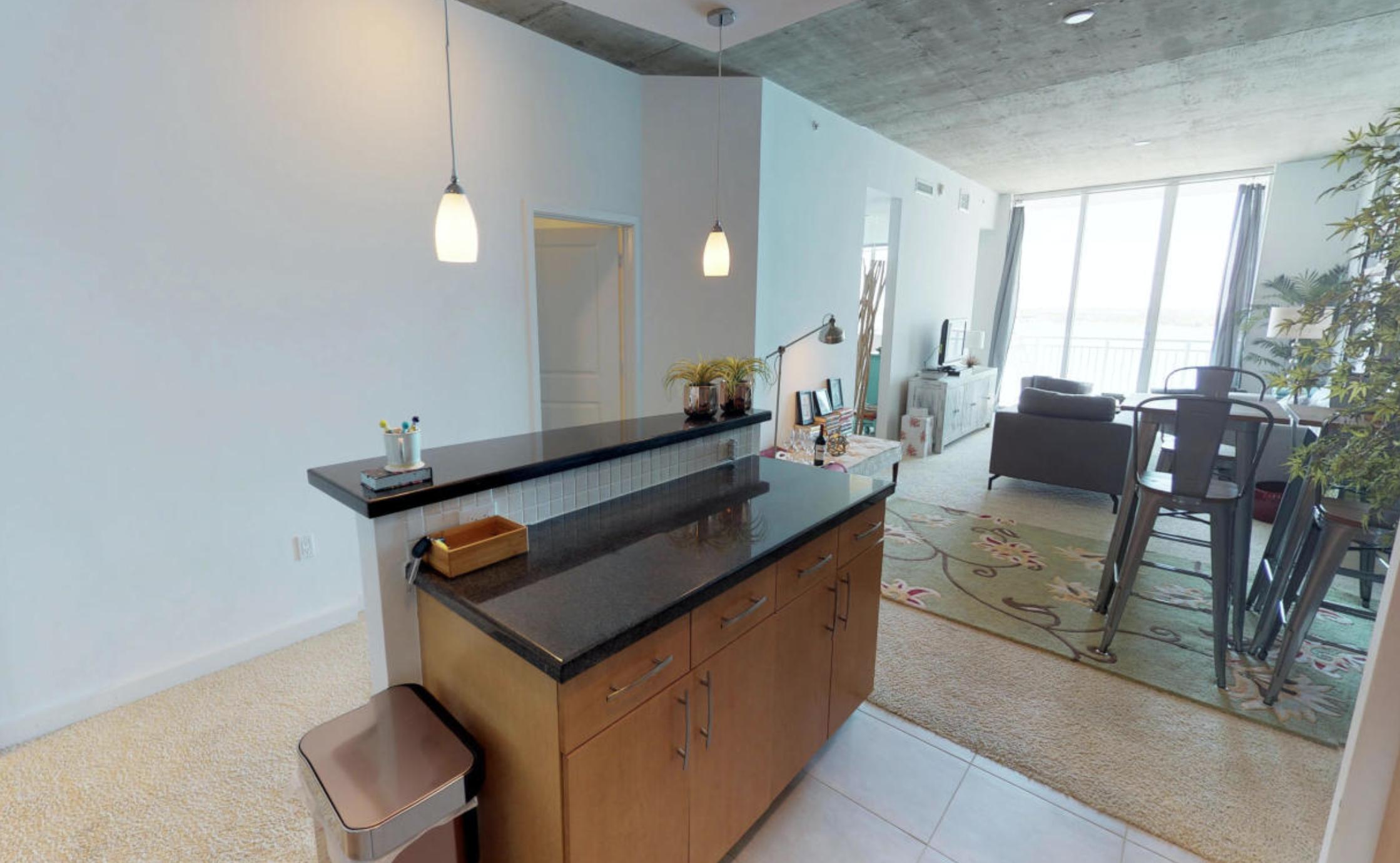 300 S Australian Avenue 811
