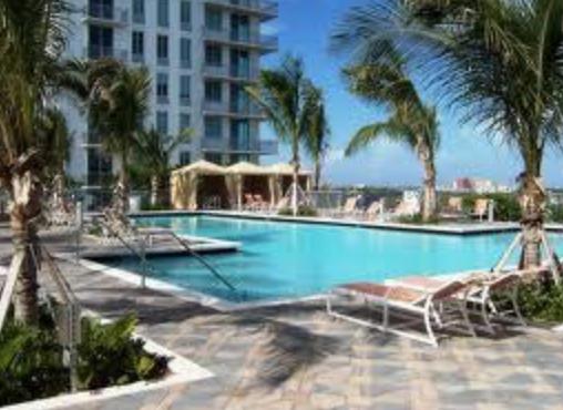 300 S Australian Avenue 811