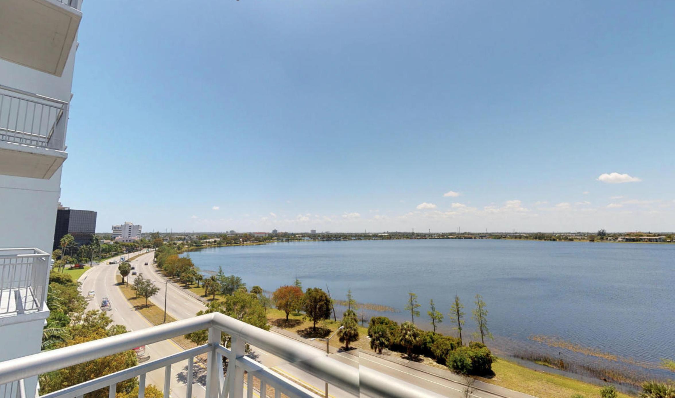 300 S Australian Avenue 811
