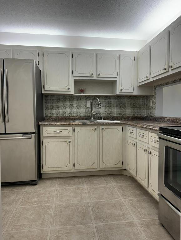 2640 S Garden Drive 202