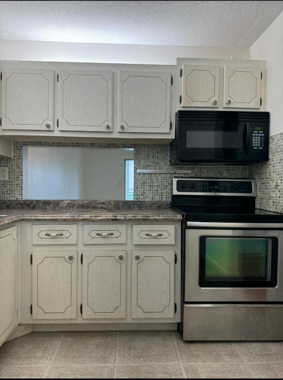 2640 S Garden Drive 202