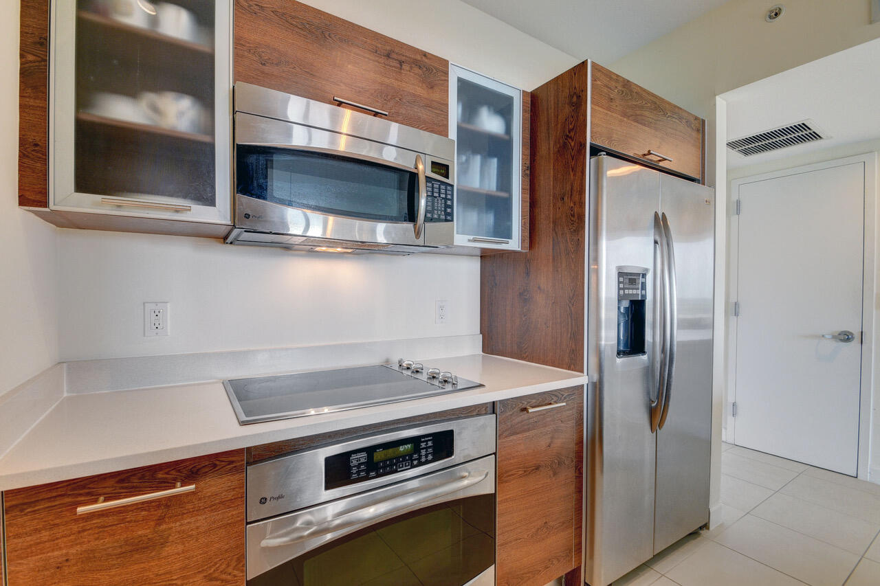 480 Hibiscus 728 Street 728