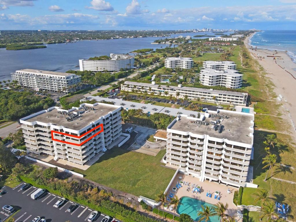 2580 S Ocean Boulevard 1 B 6