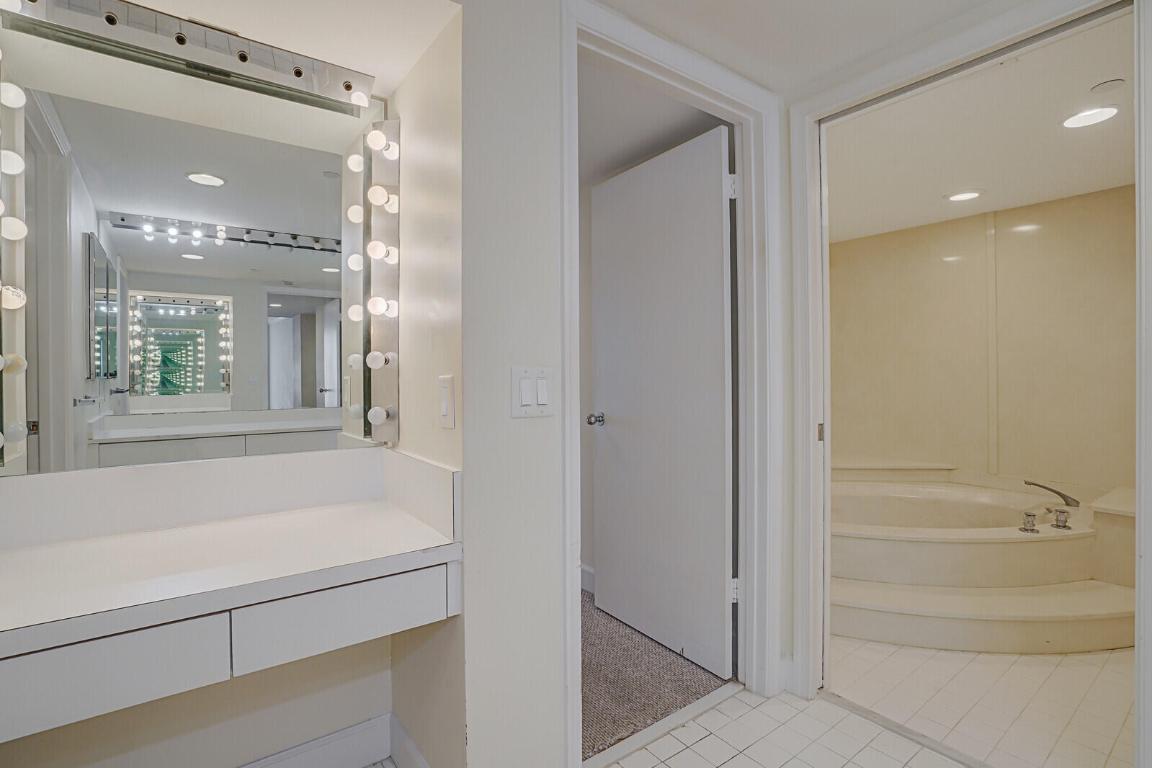 2580 S Ocean Boulevard 1 B 6