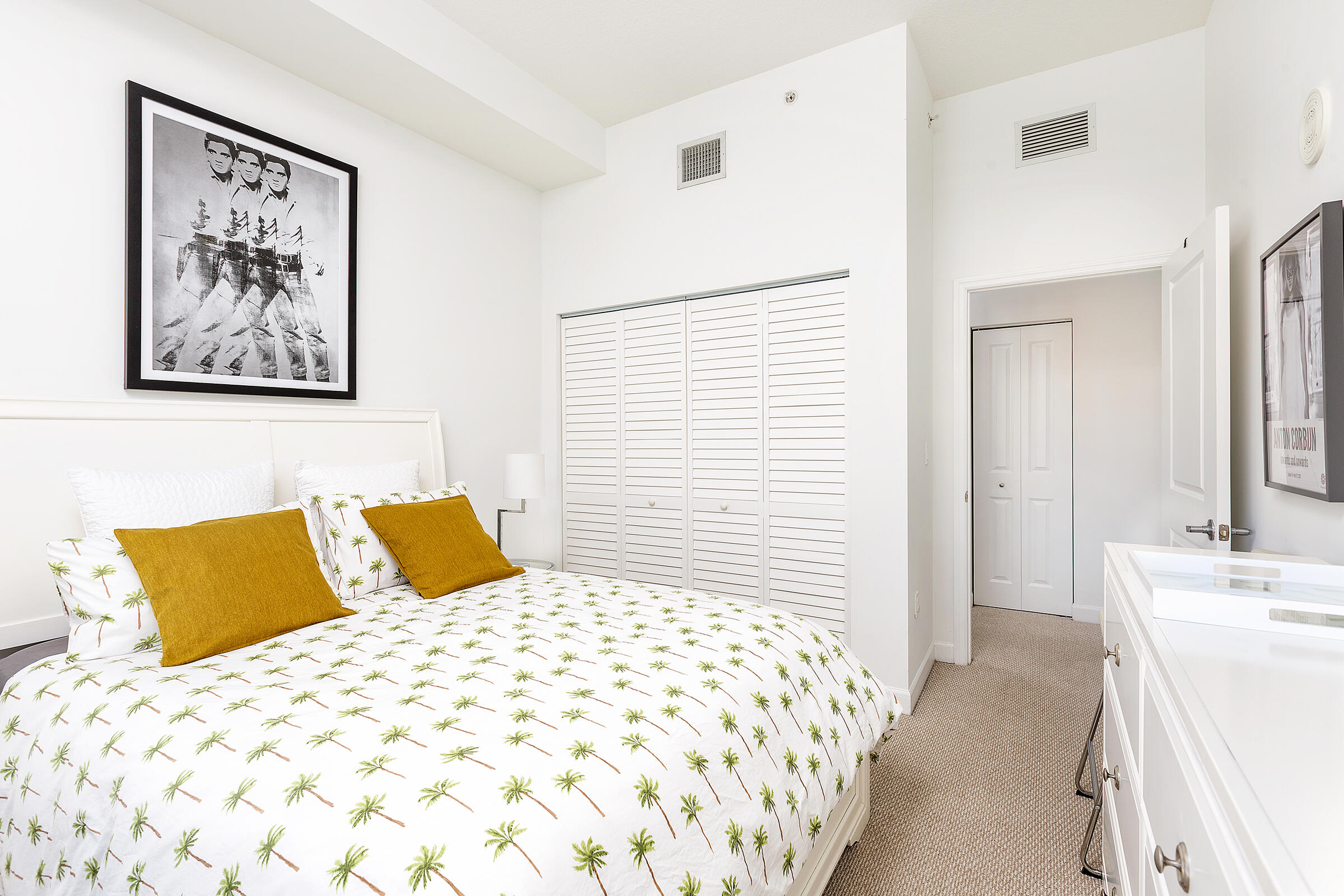 480 Hibiscus 1030 Street 1030