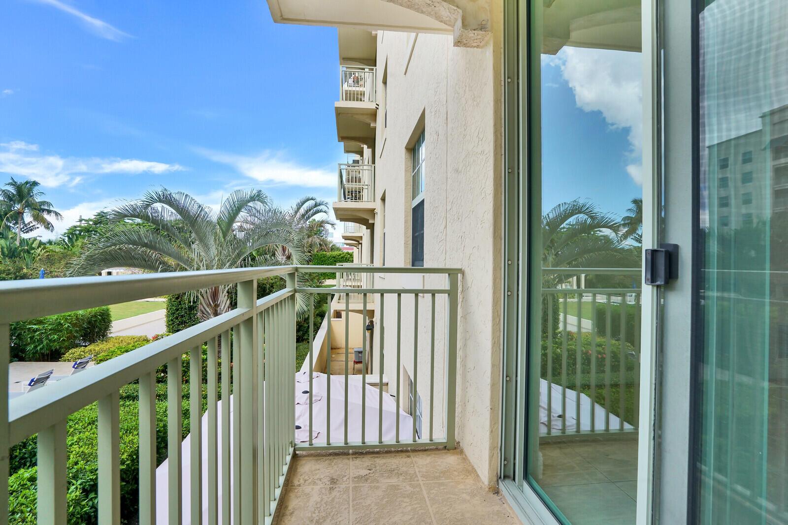 610 Clematis Street 309