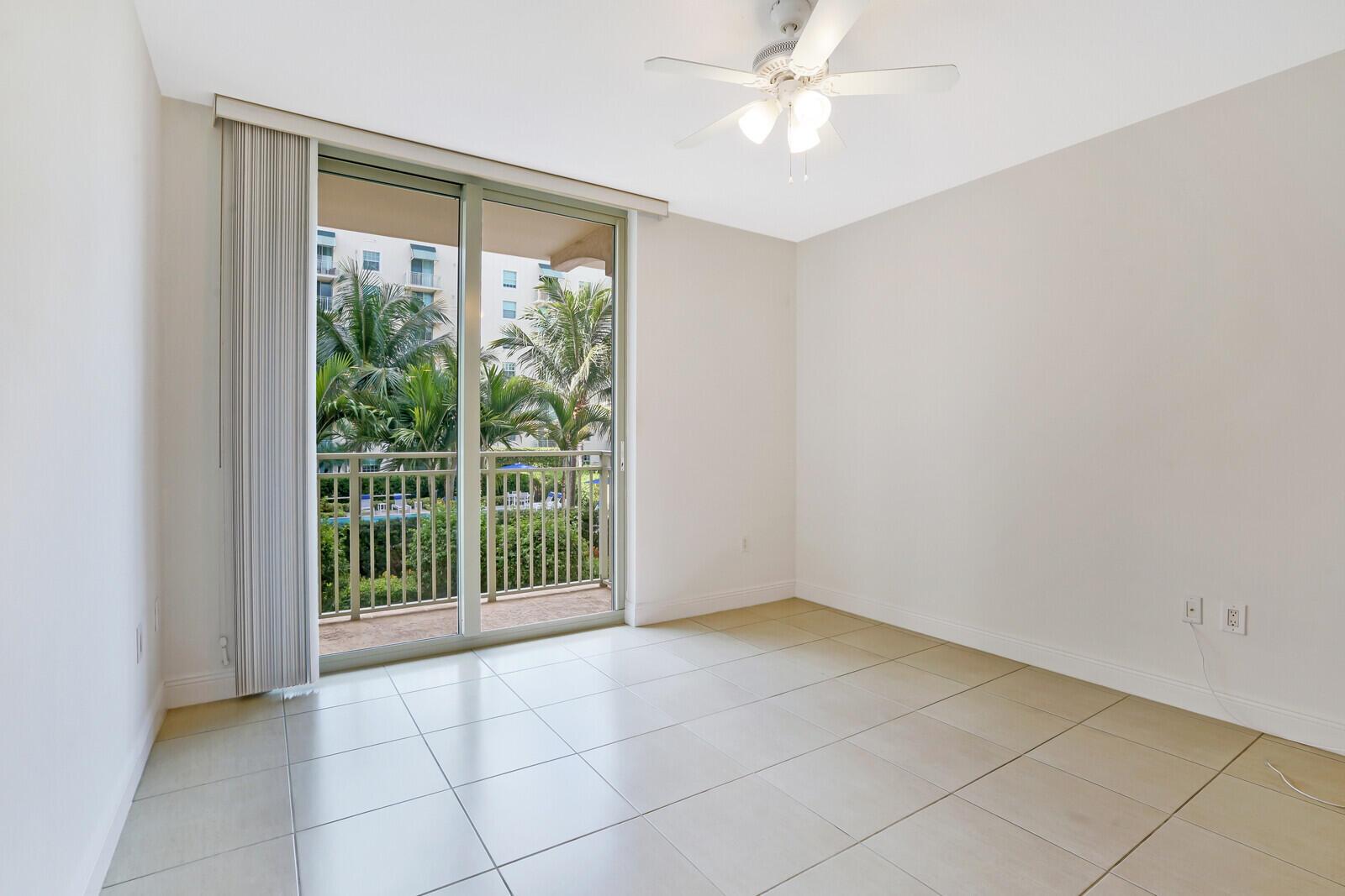 610 Clematis Street 309