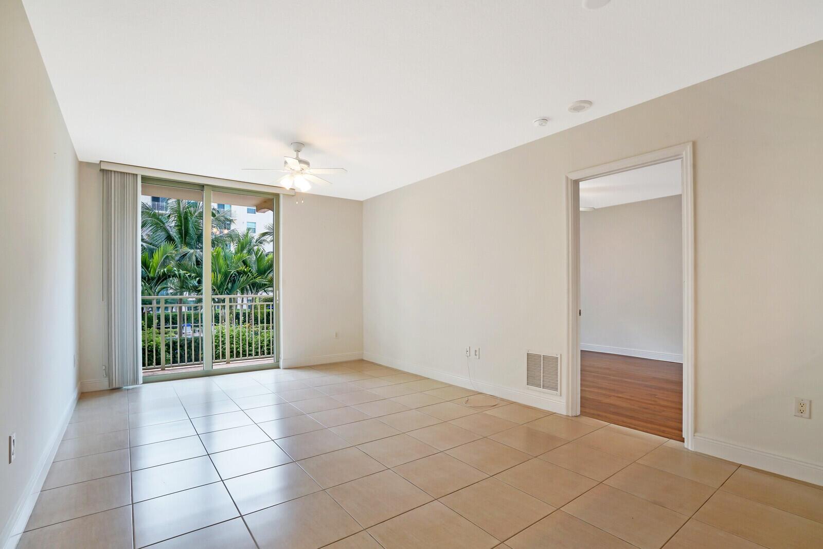 610 Clematis Street 309