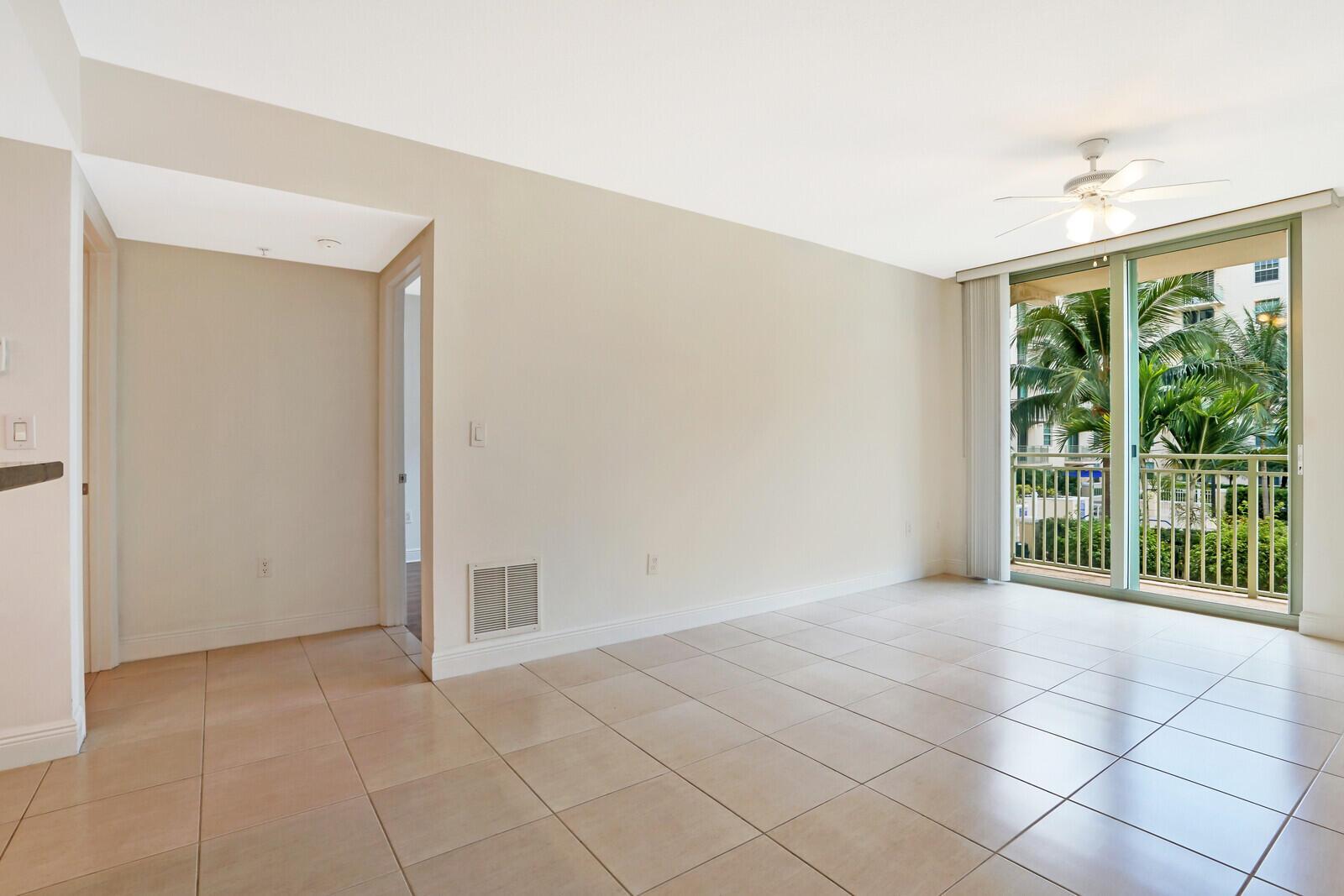 610 Clematis Street 309