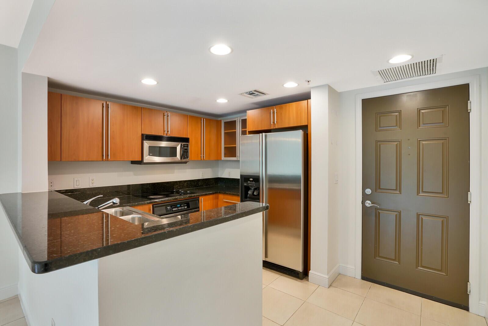 610 Clematis Street 309