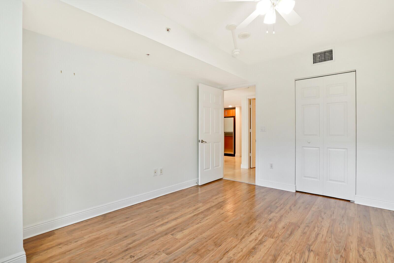 610 Clematis Street 309