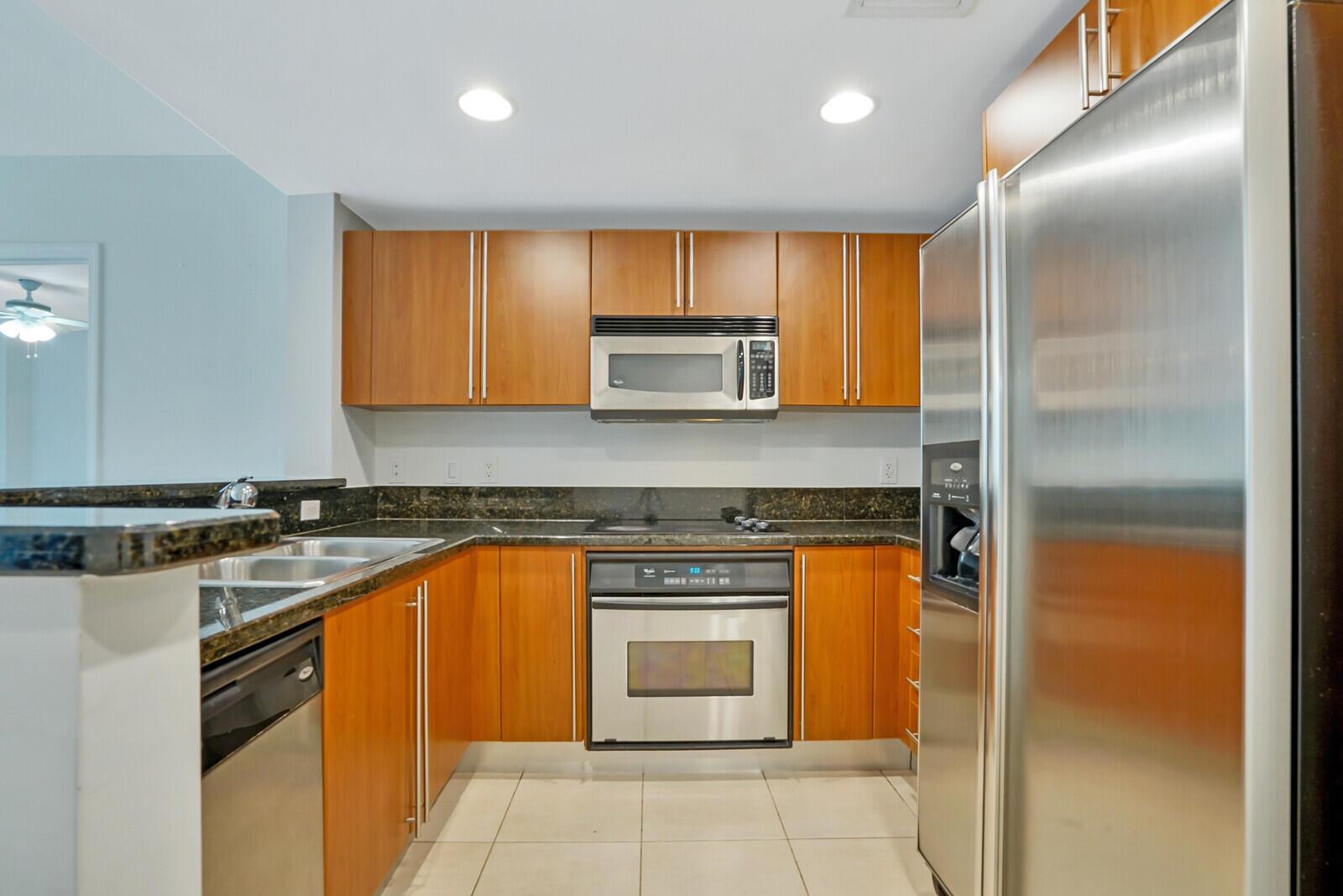 610 Clematis Street 309