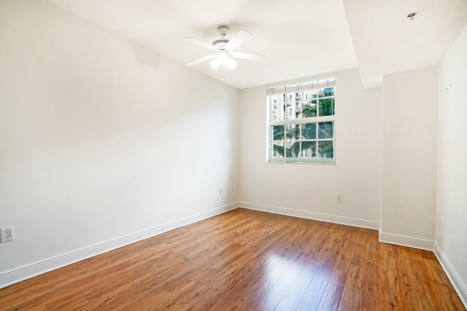 610 Clematis Street 309