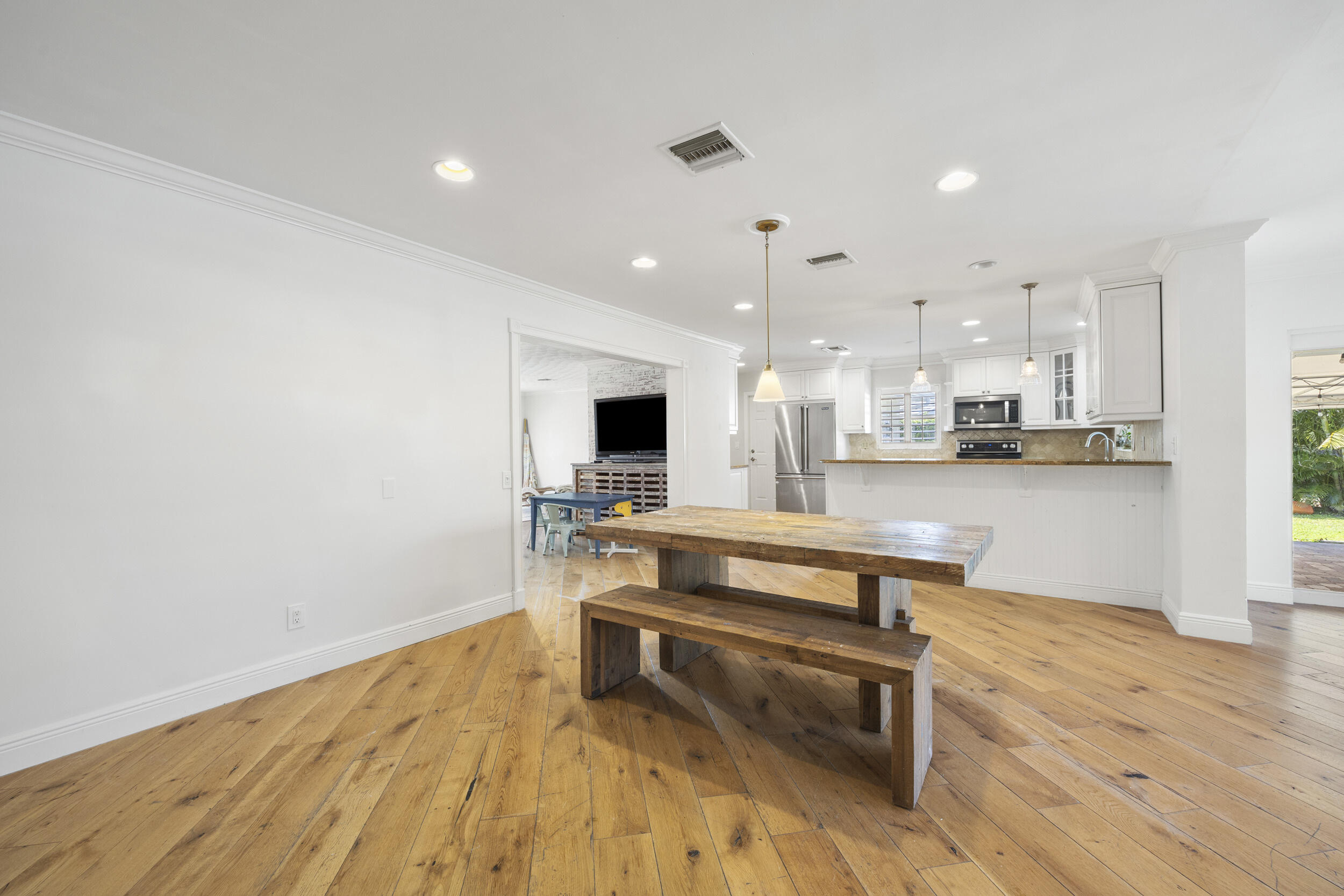 413 Oyster Road