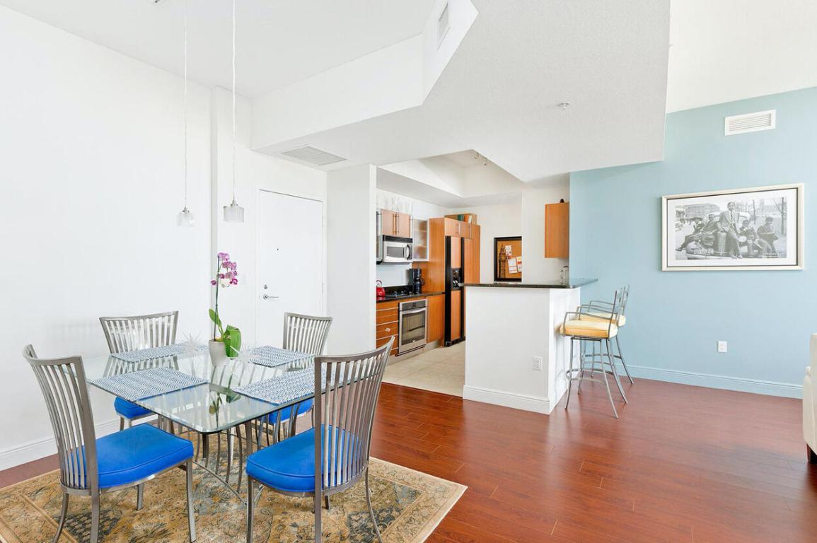 1551 N Flagler Dr Unit Drive Uph 2 (Annual Or Seasonal