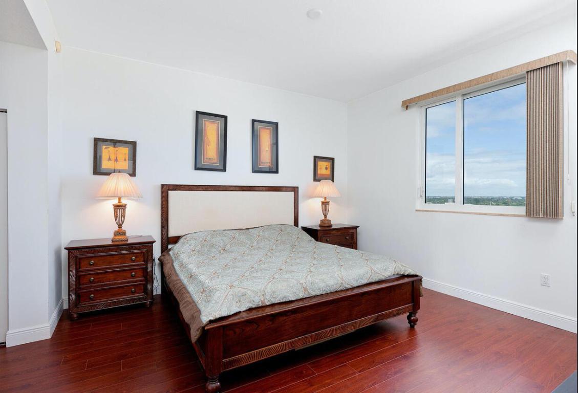 1551 N Flagler Dr Unit Drive Uph 2 (Annual Or Seasonal