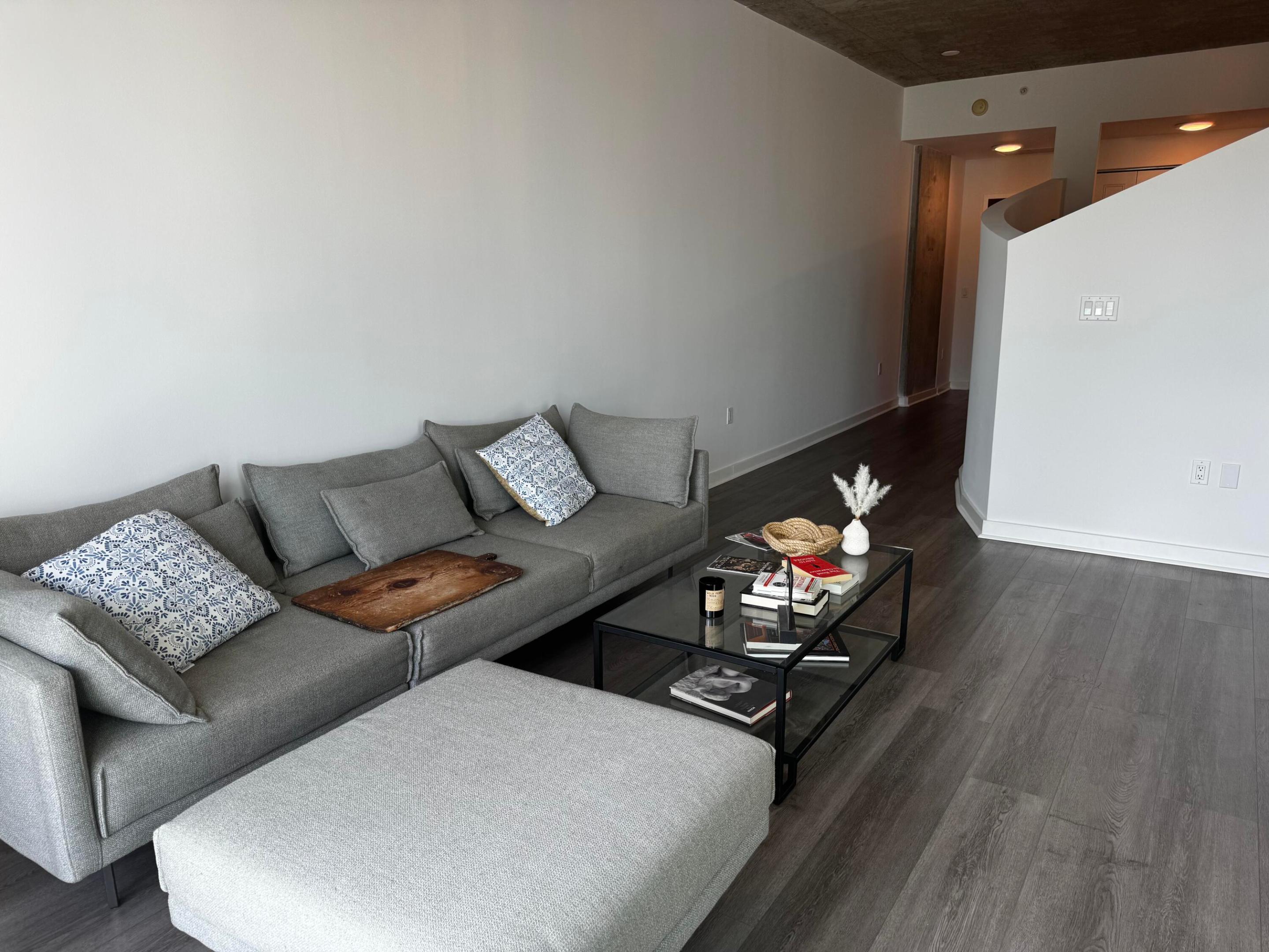 300 S Australian Avenue 716