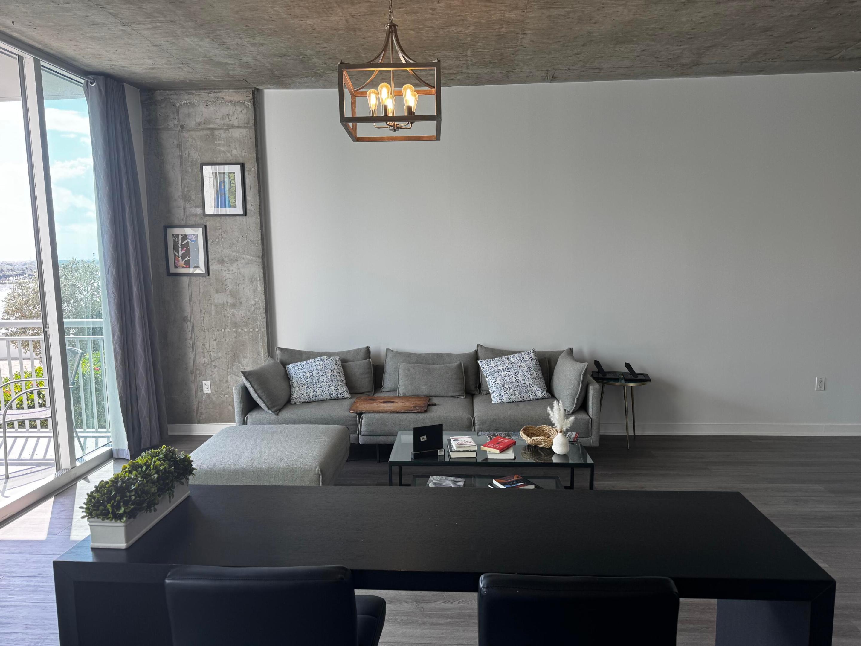 300 S Australian Avenue 716