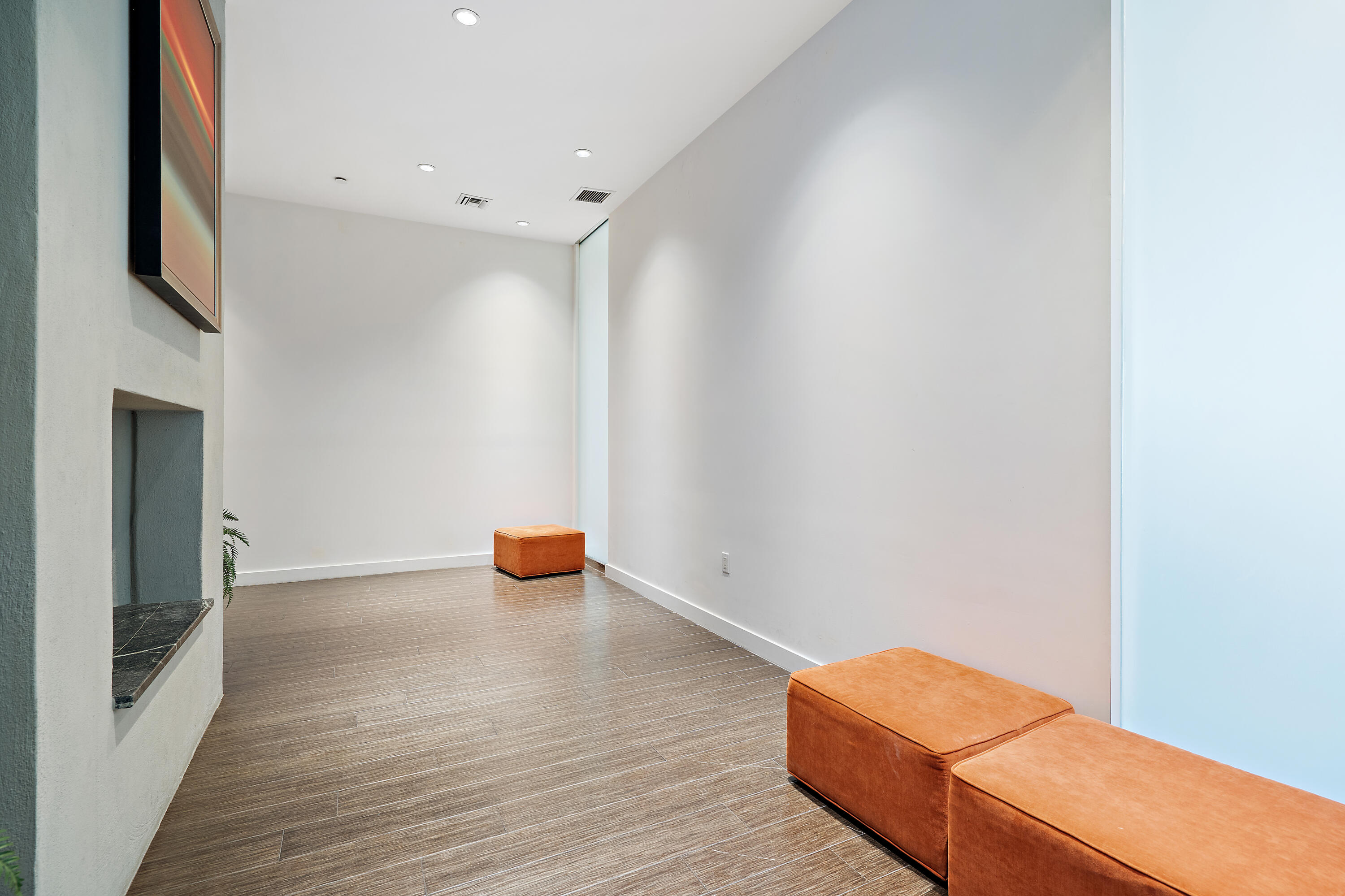 300 S Australian Avenue 716