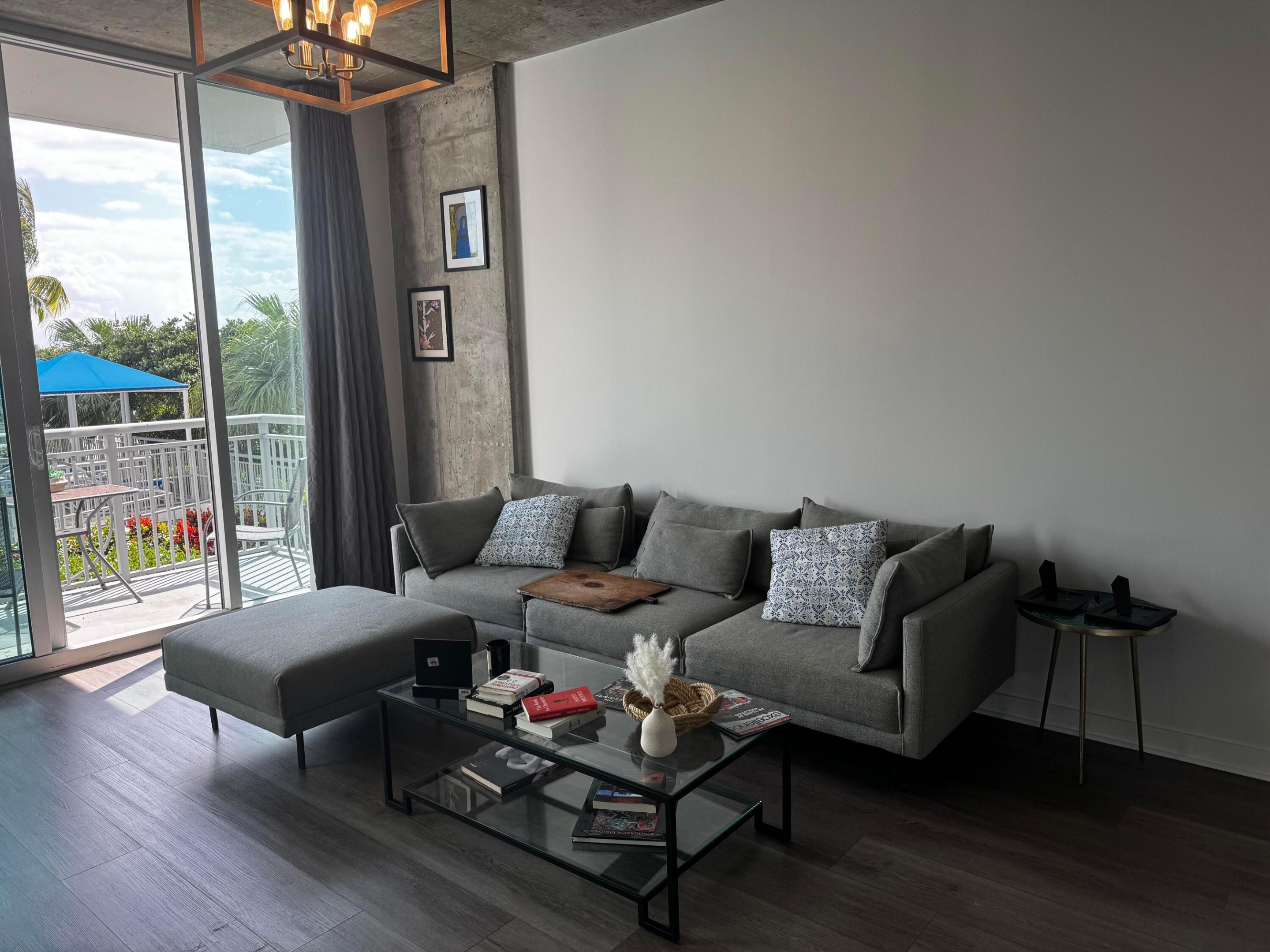300 S Australian Avenue 716