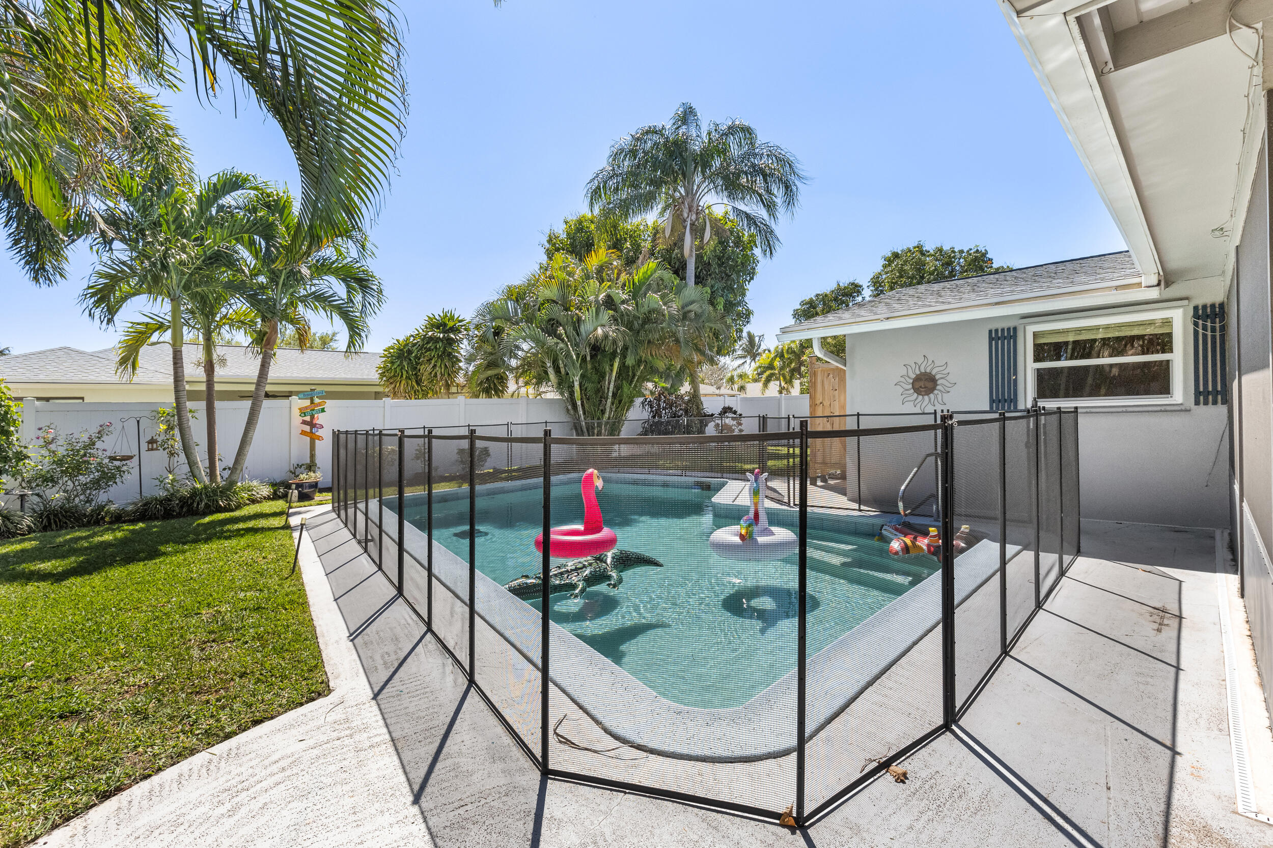 4256 Gardenia Drive