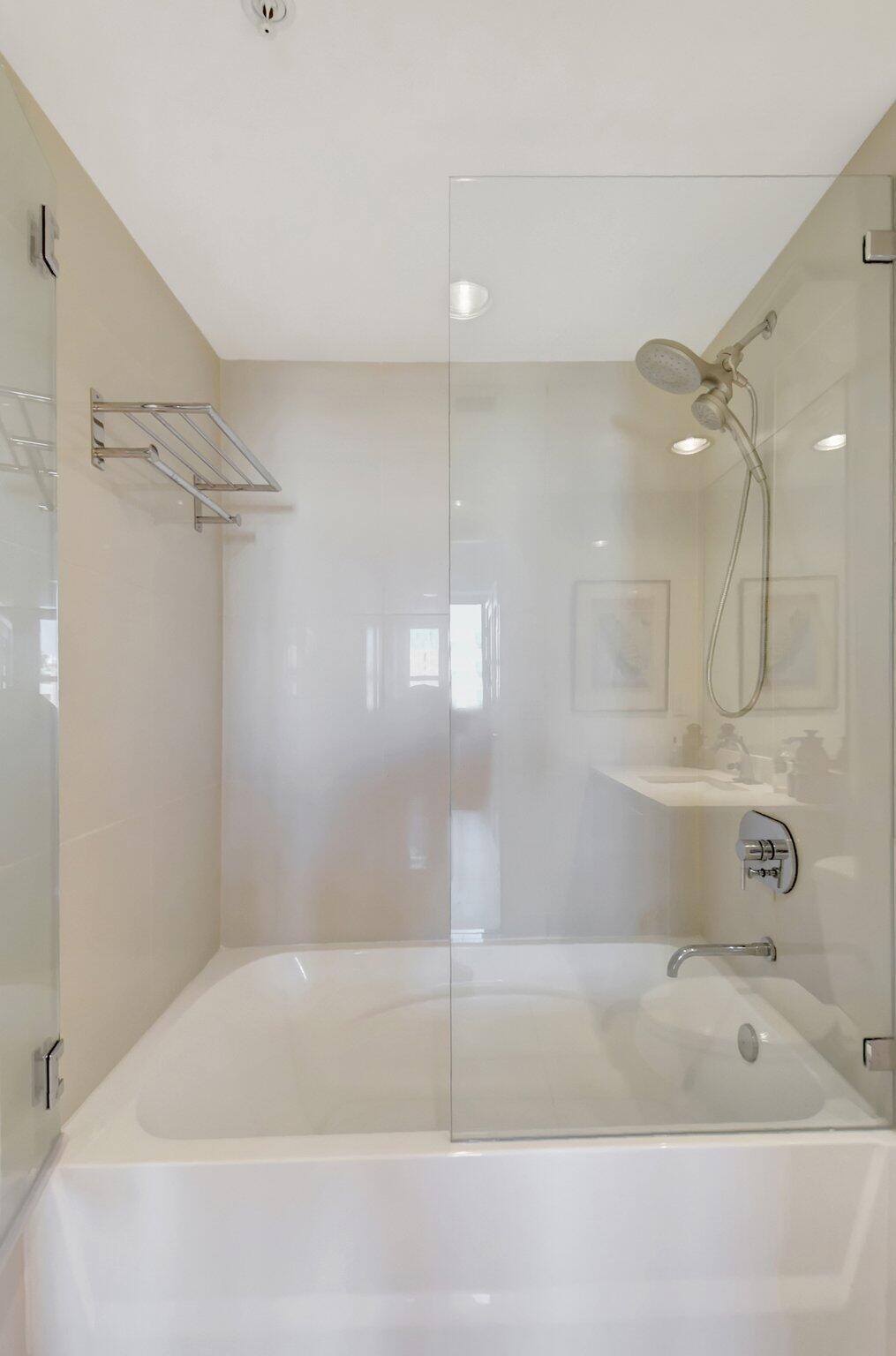 480 Hibiscus Street 736