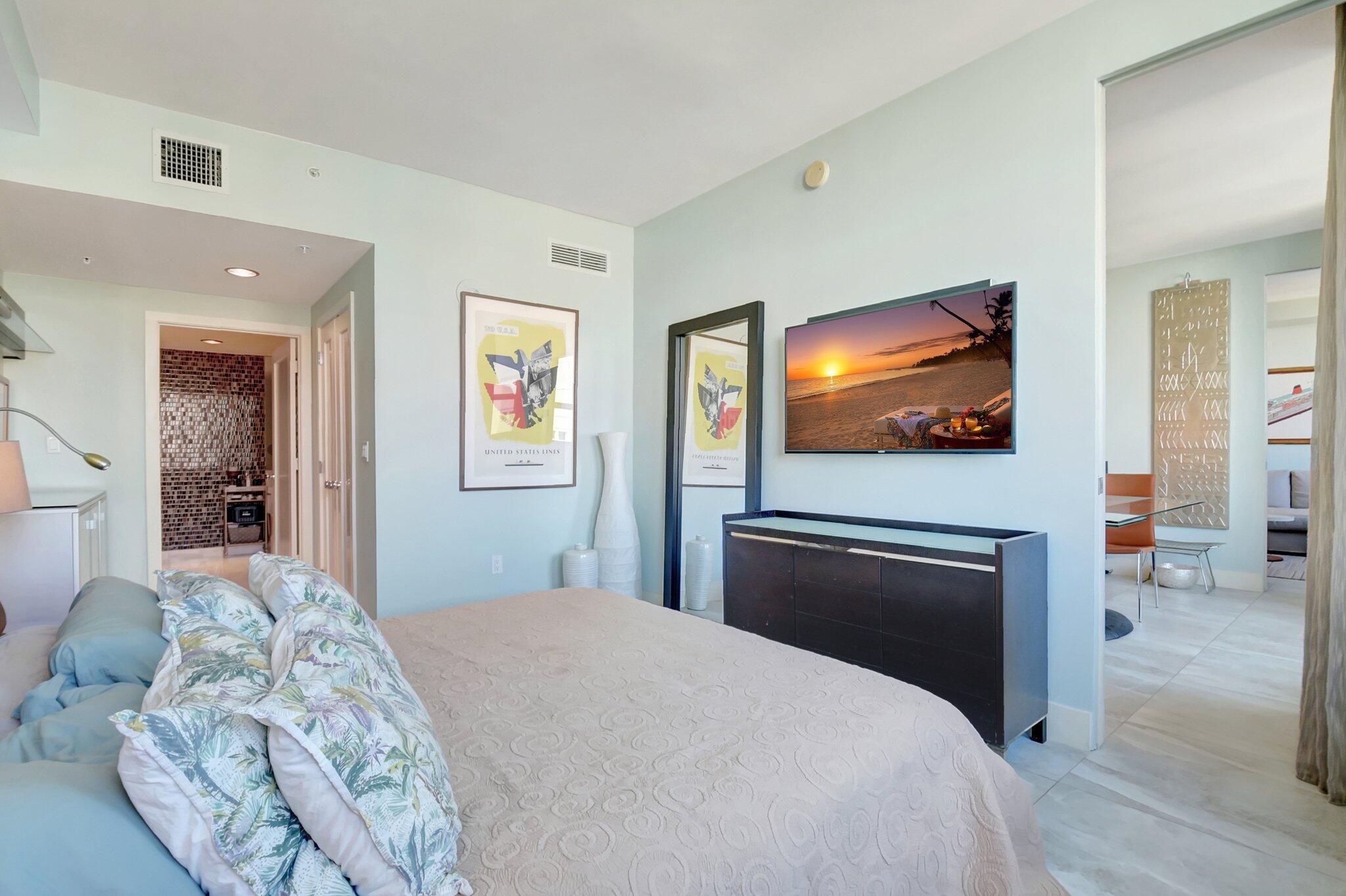 480 Hibiscus Street 736