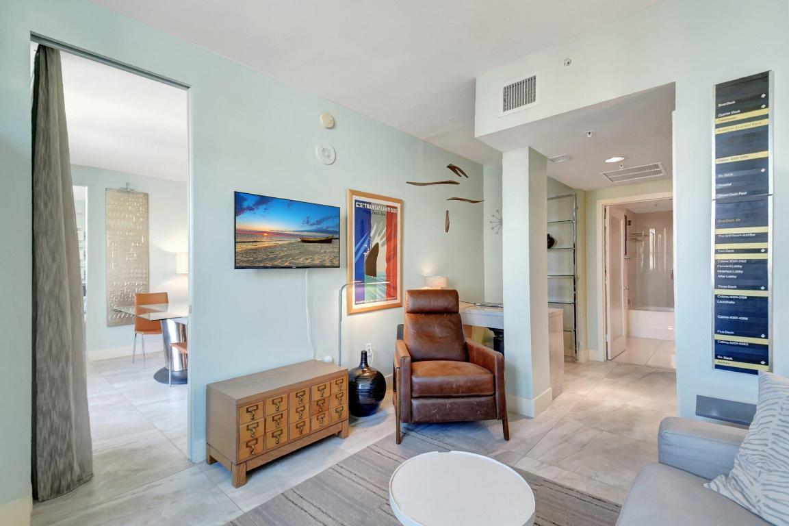 480 Hibiscus Street 736