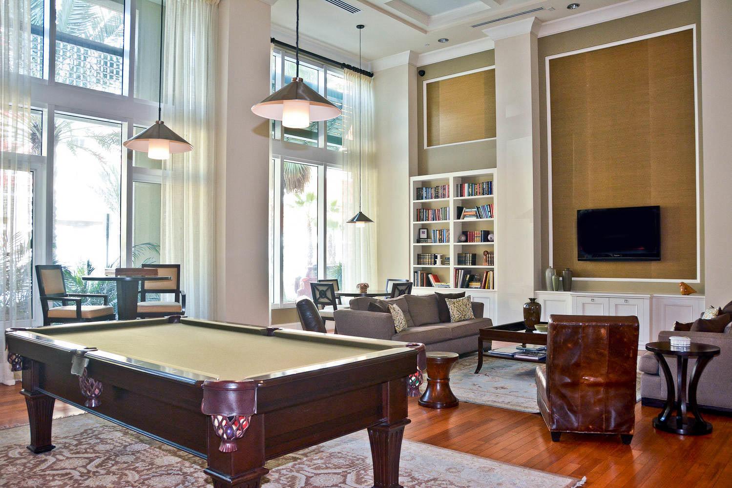 480 Hibiscus Street 736