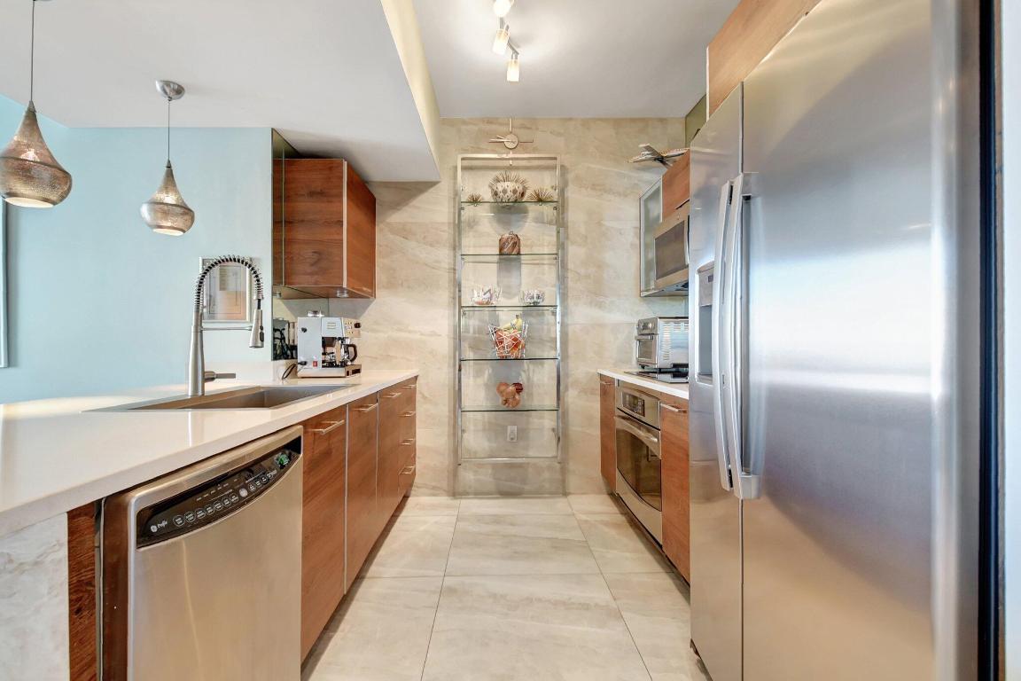 480 Hibiscus Street 736