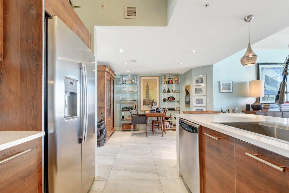 480 Hibiscus Street 736