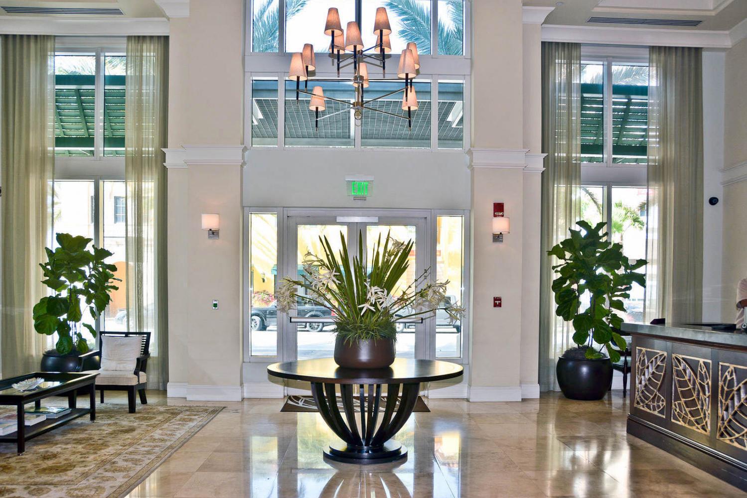 480 Hibiscus Street 736