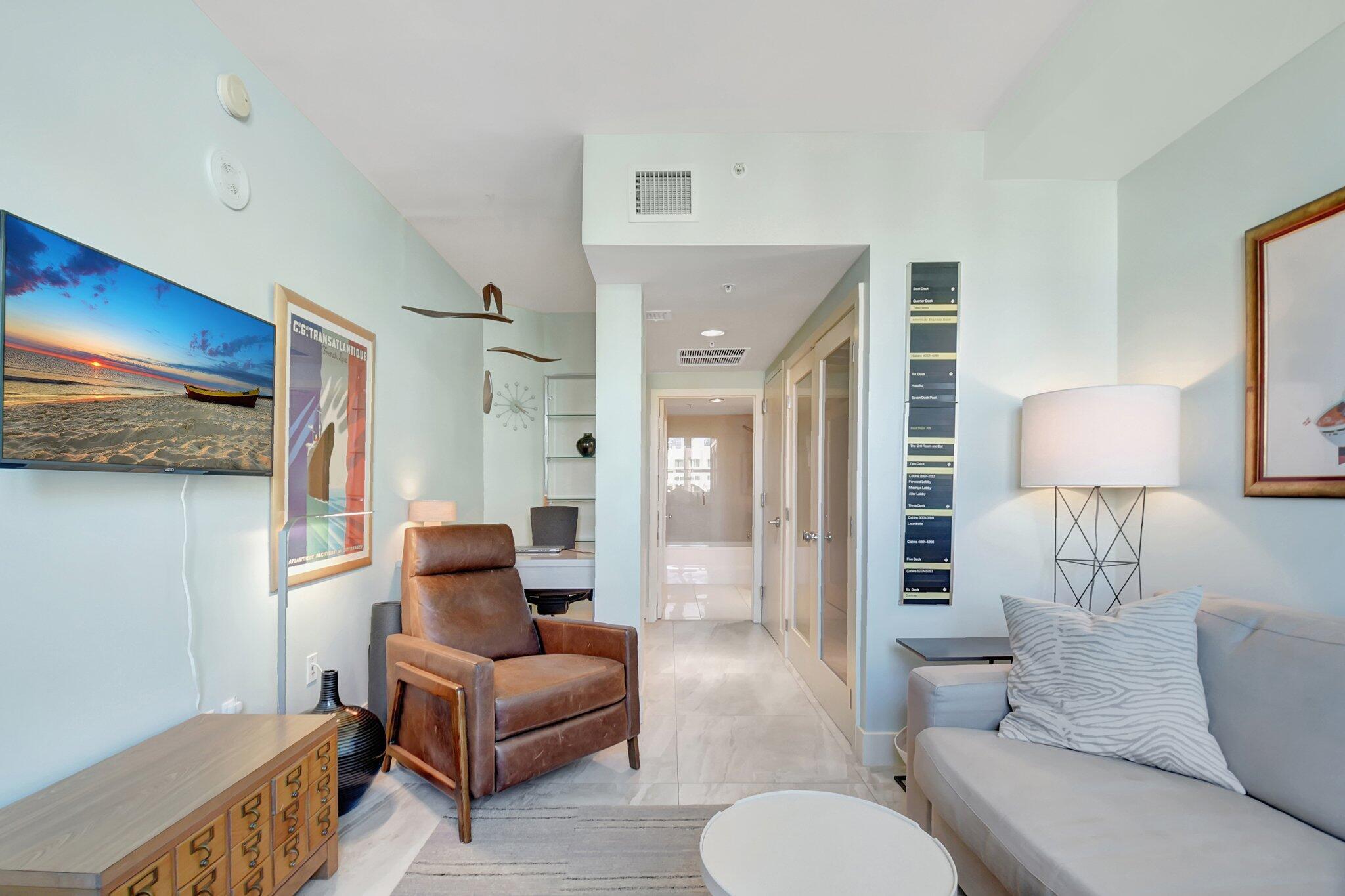 480 Hibiscus Street 736