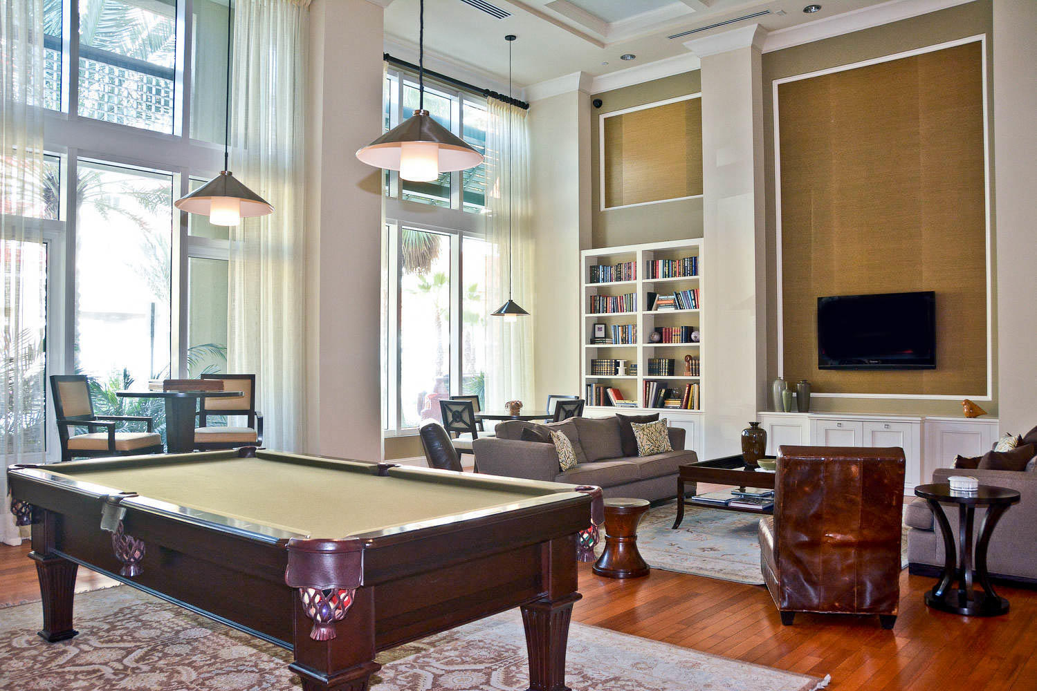 480 Hibiscus Street 736