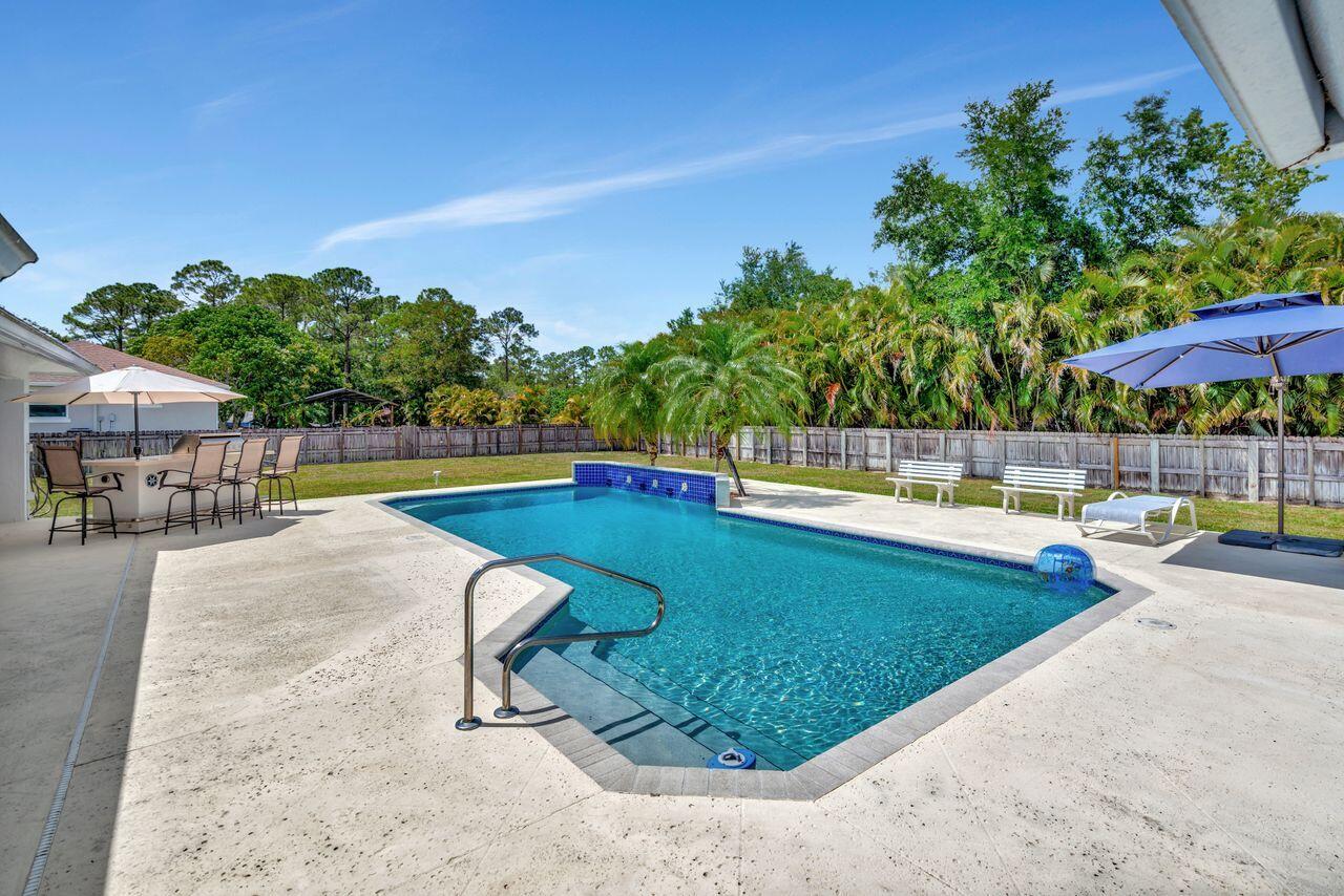 13229 158th Street N