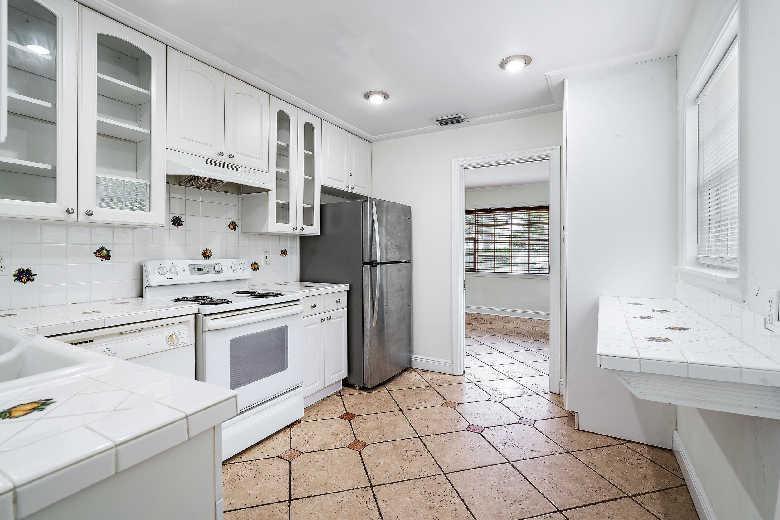 245 Cortez Road