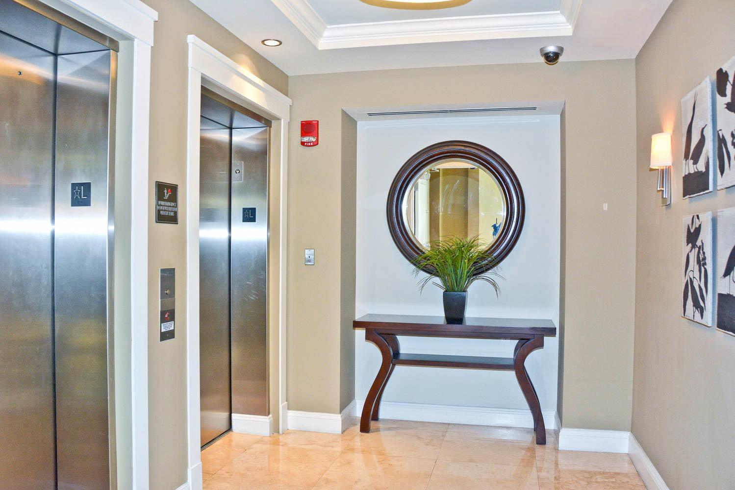 480 Hibiscus Street 709