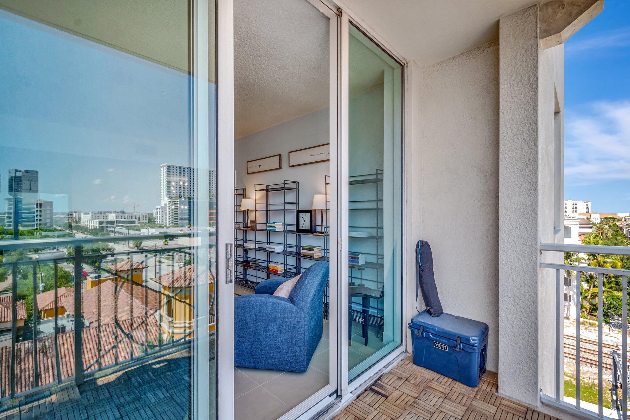 480 Hibiscus Street 709