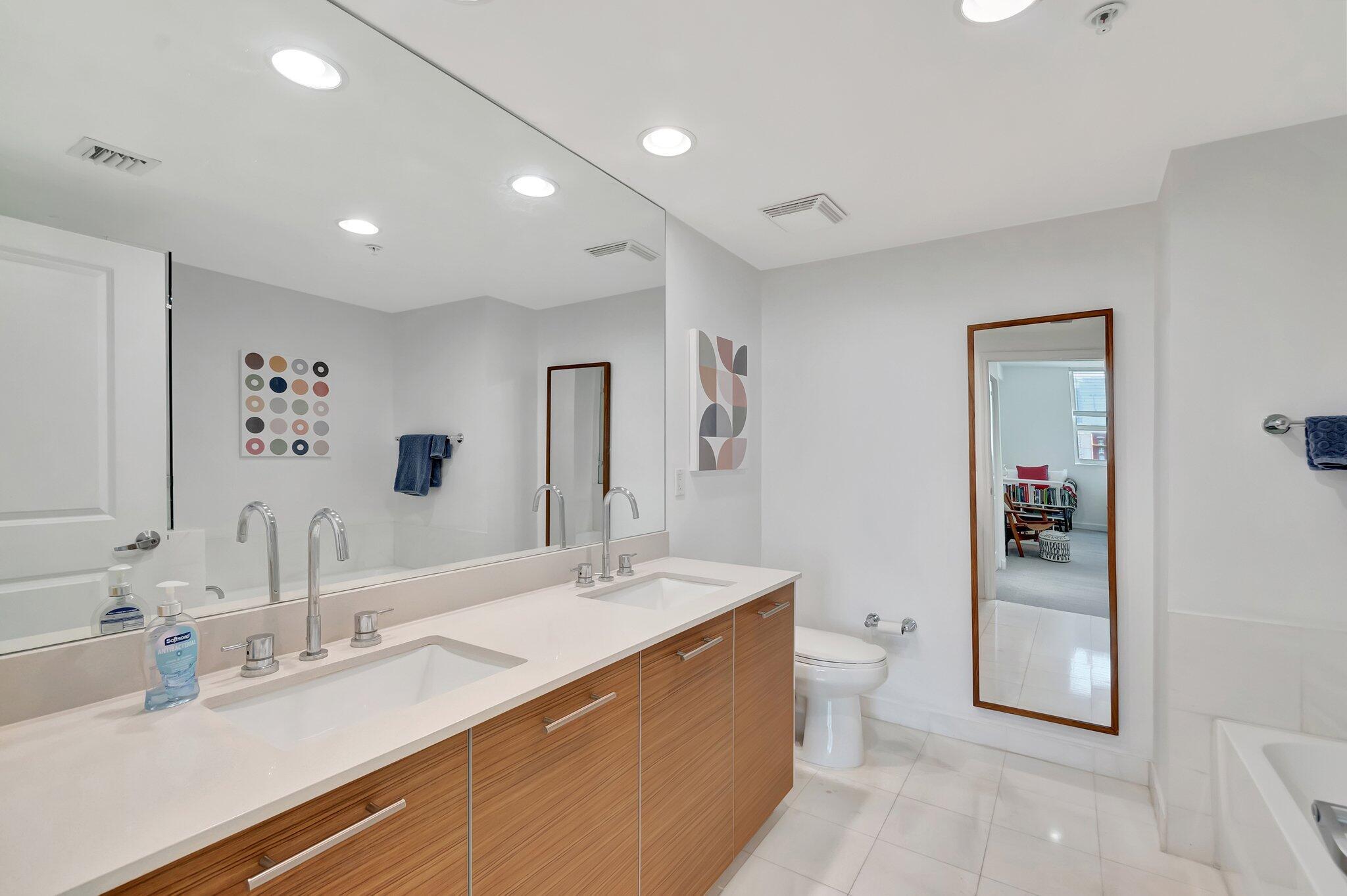 480 Hibiscus Street 709