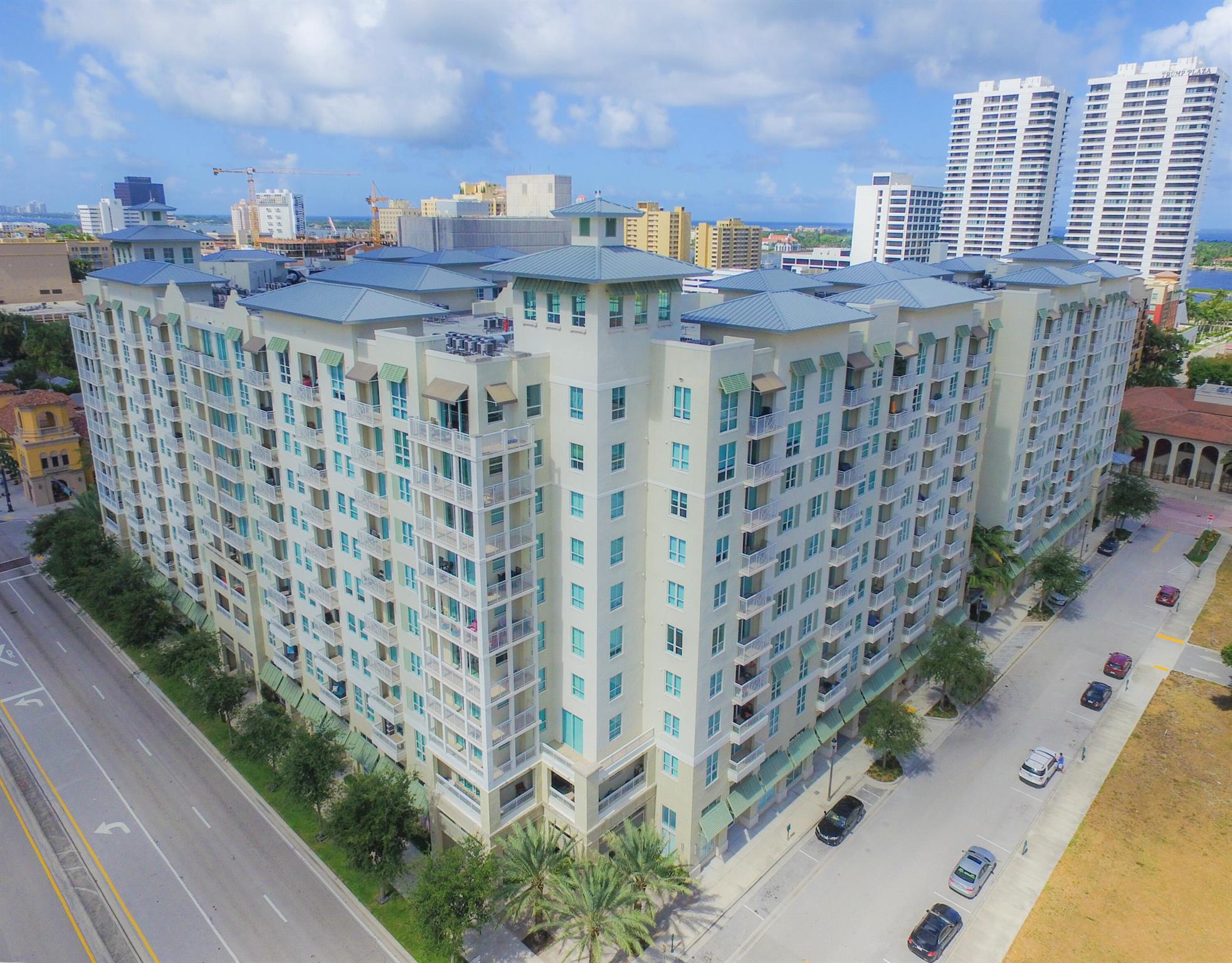 480 Hibiscus Street 709