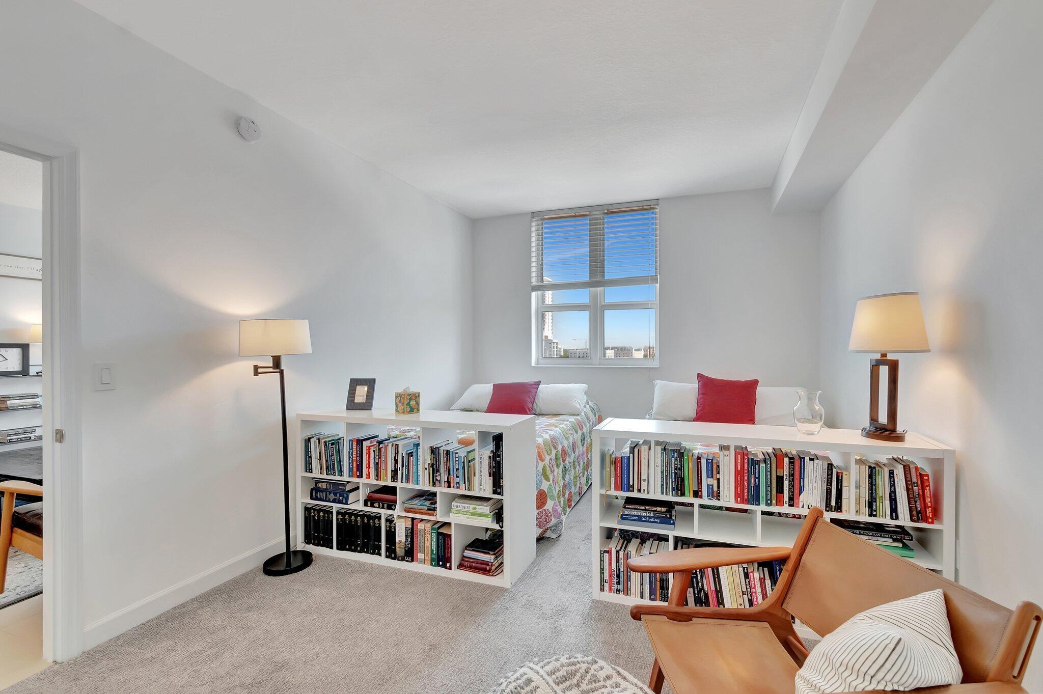 480 Hibiscus Street 709