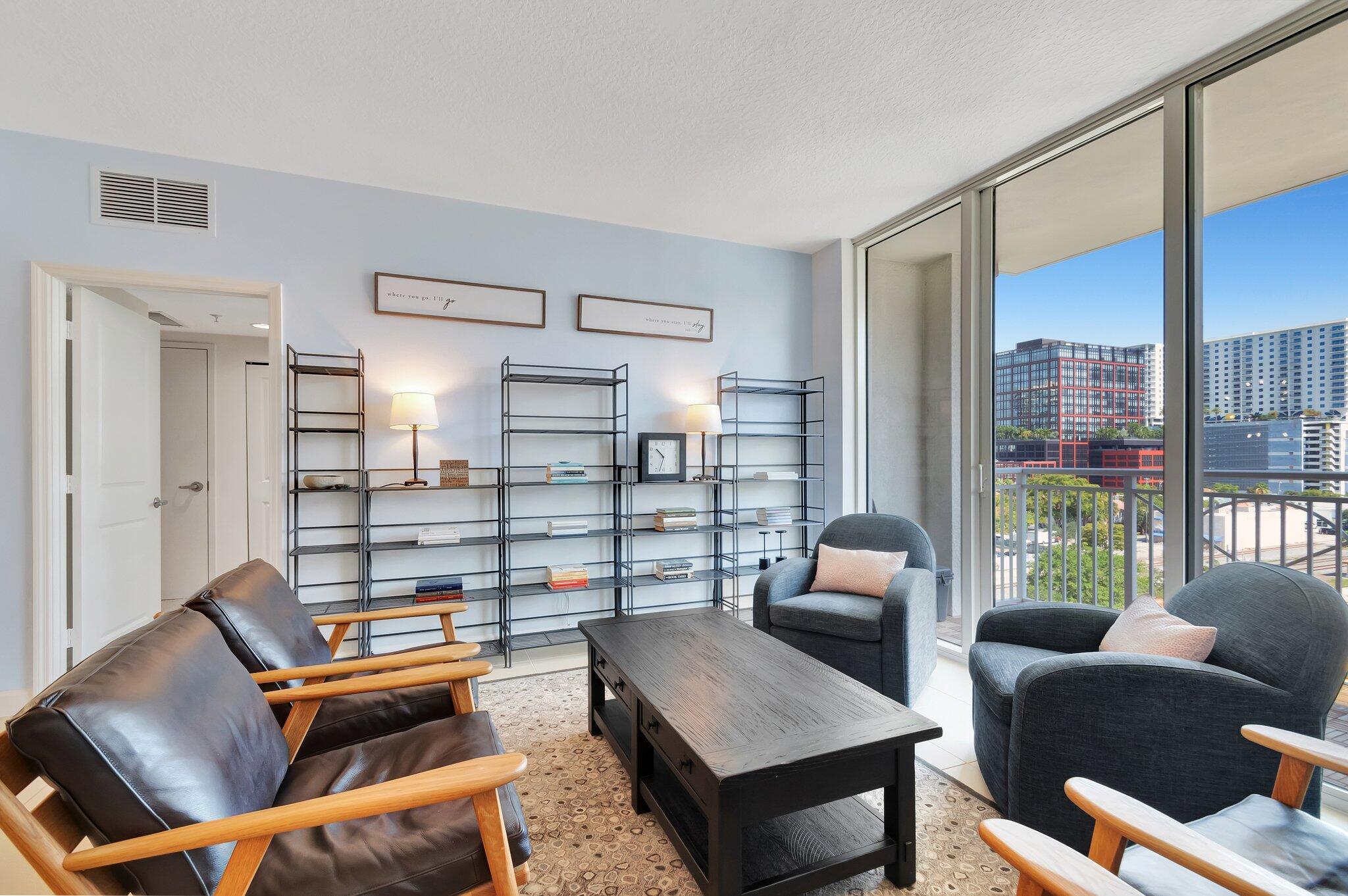 480 Hibiscus Street 709