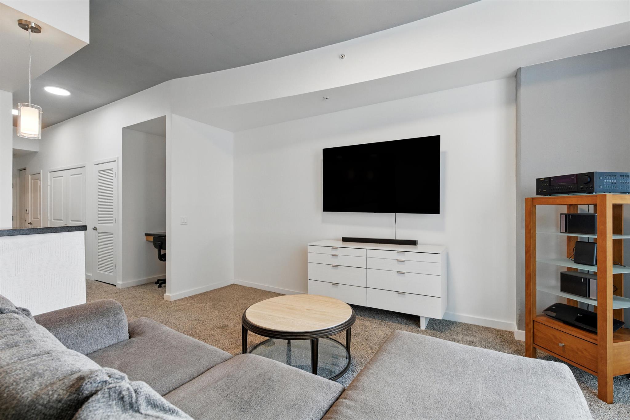 300 S Australian Avenue 801