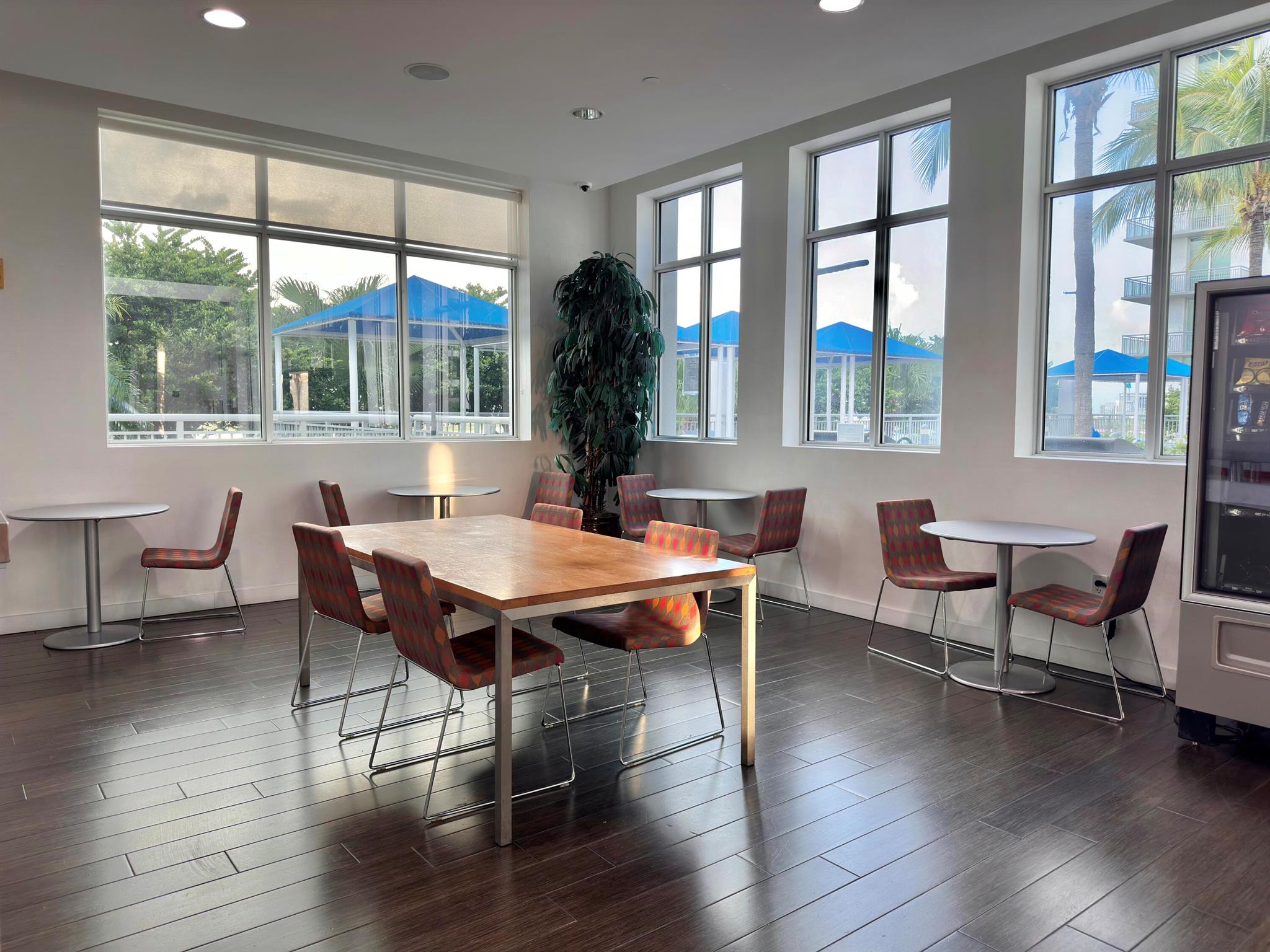 300 S Australian Avenue 801